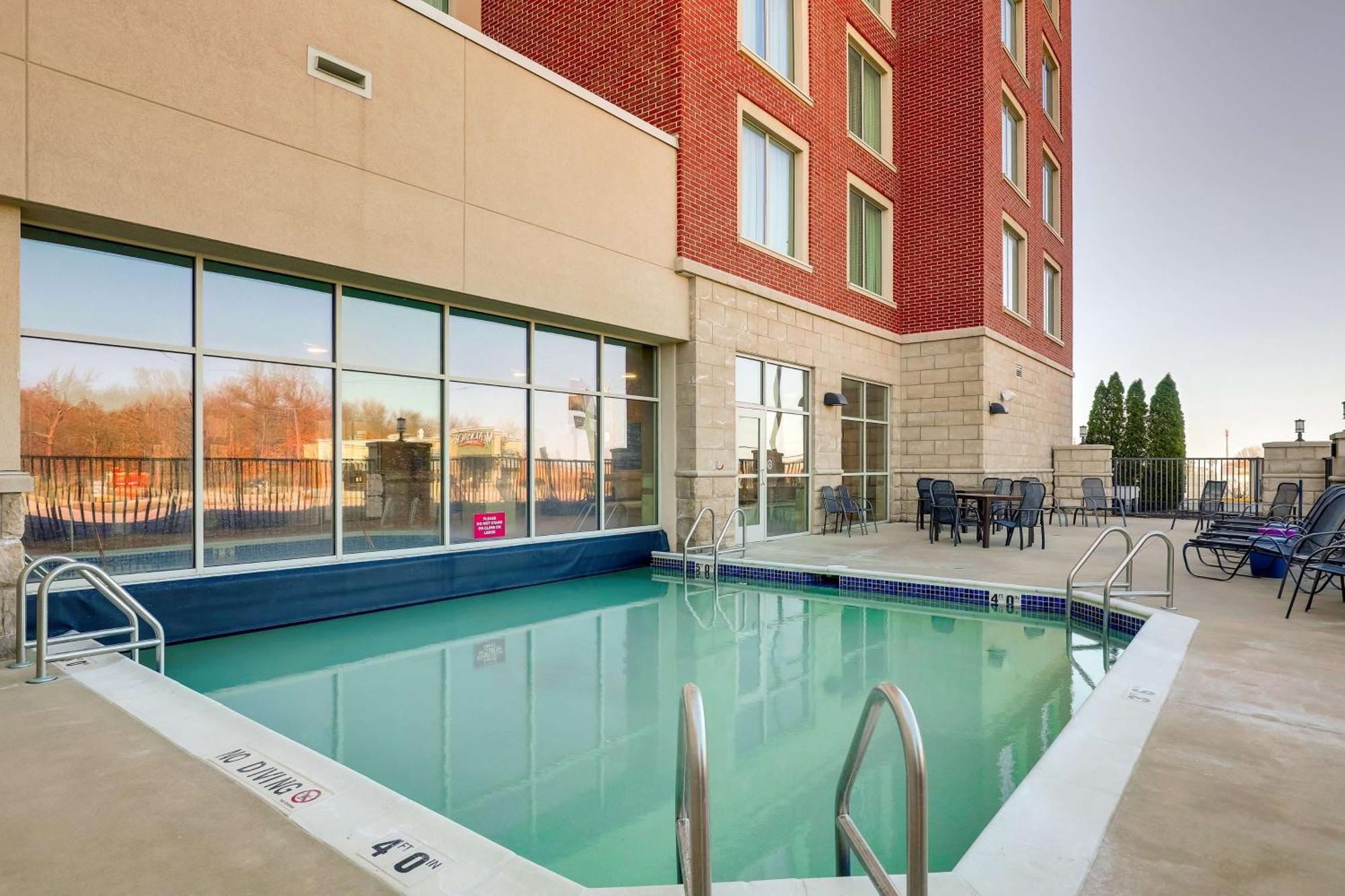 Drury Plaza Hotel Mt Vernon Mount Vernon Exterior photo